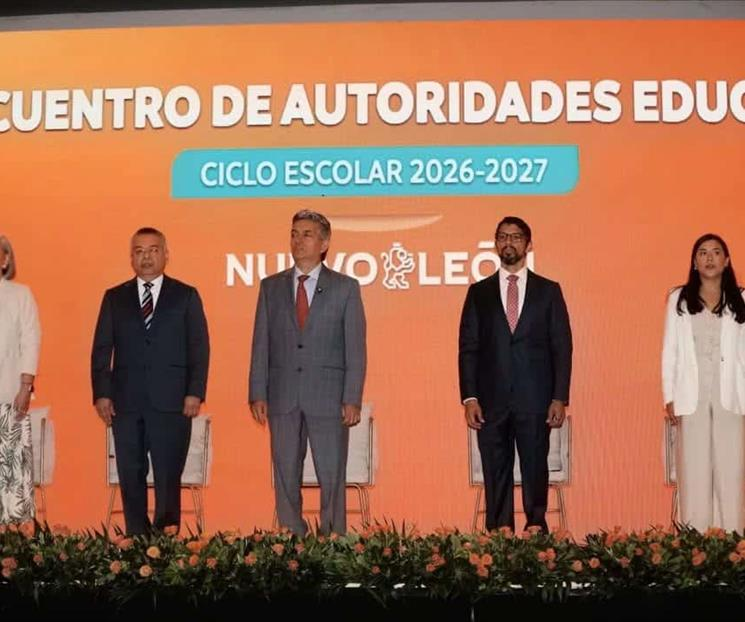 Líder de la Sección 21 del SNTE participa en «Encuentro con Autoridades Educativas»