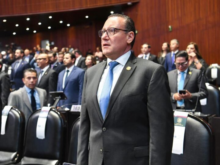 Proponen reformas para dotar de seguro a repartidores motociclistas