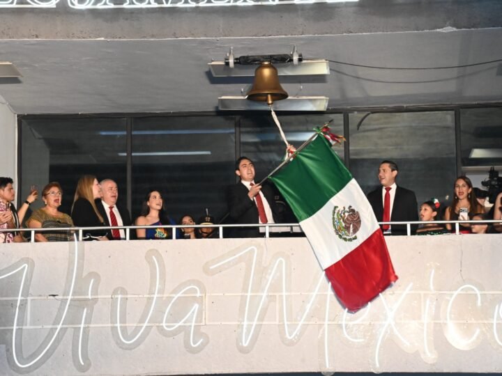 Celebra Apodaca el 216 aniversario de la Independencia