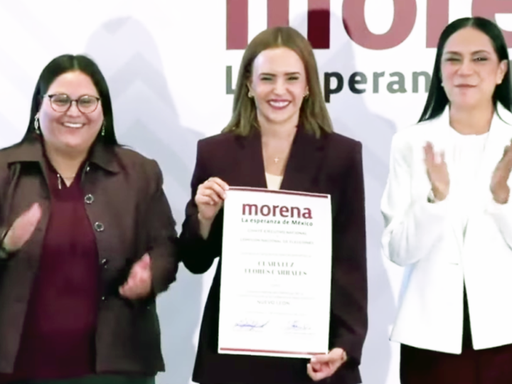 ¡ES CLARA…!