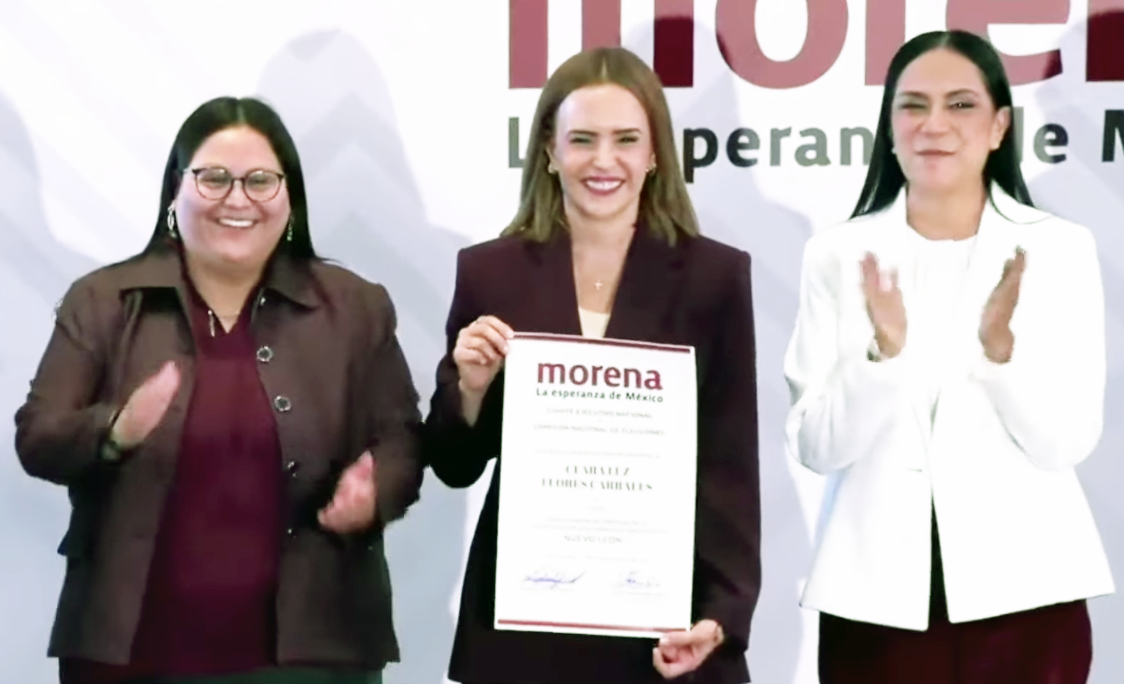 ¡ES CLARA…!