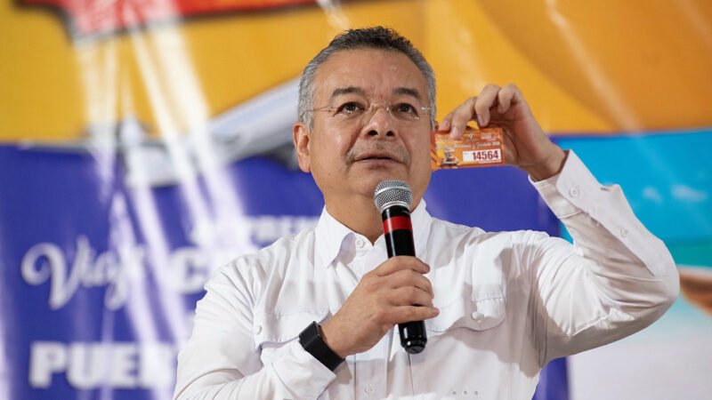 Reparte premios Sección 21 de maestros entre sus jubilados y pensionados