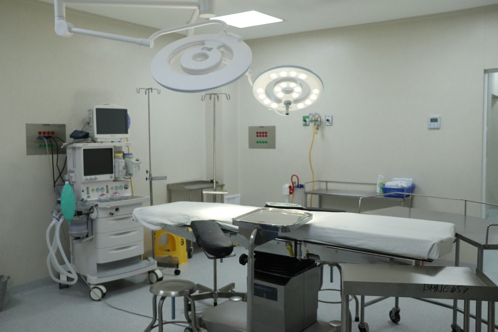 Inaugura IMSS Nuevo León nuevo quirófano de Urgencias en el HGR No. 33