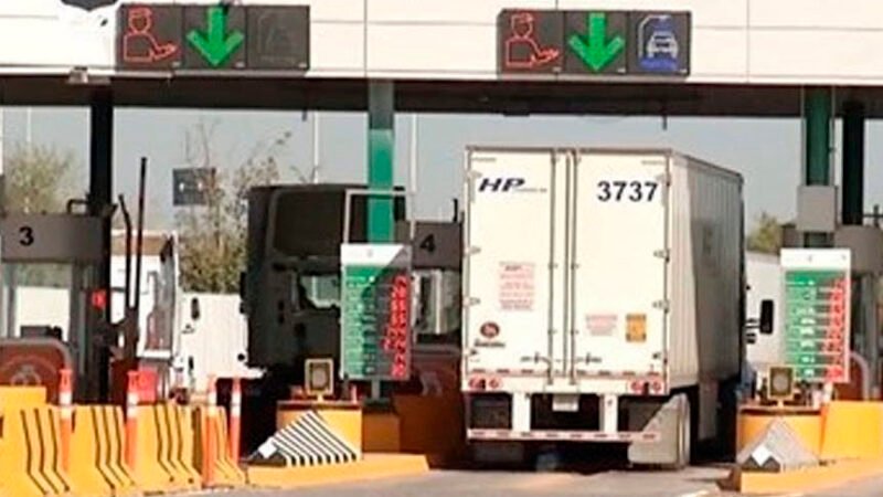 Ganado de Tamaulipas podrá cruzar por el Puente Colombia en NL, por gusano barrenador