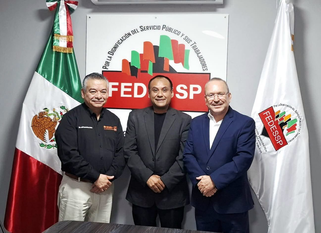 Alianza de Sección 21 del SNTE y FEDESSP garantiza salud digna y derechos de maestros