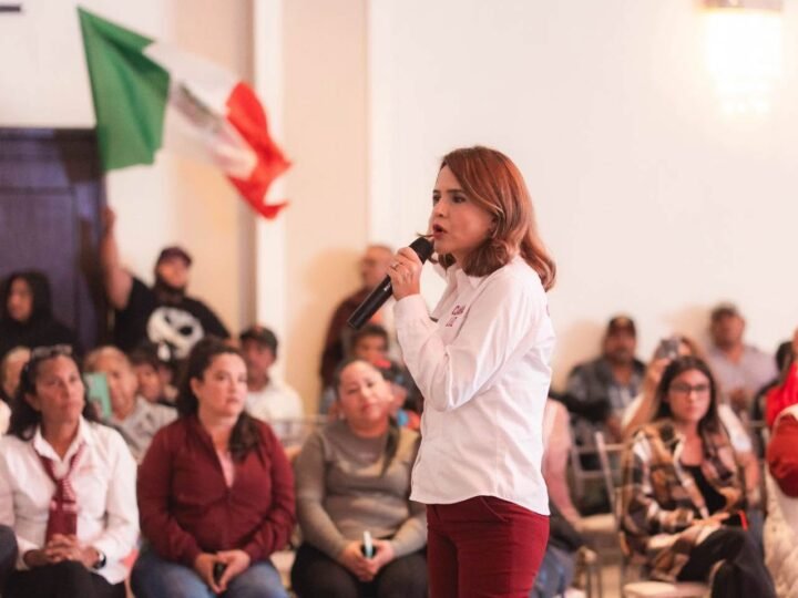 «Trabajo mata grilla», dice Clara Luz a sus detractores y sostiene que está más firme que nunca