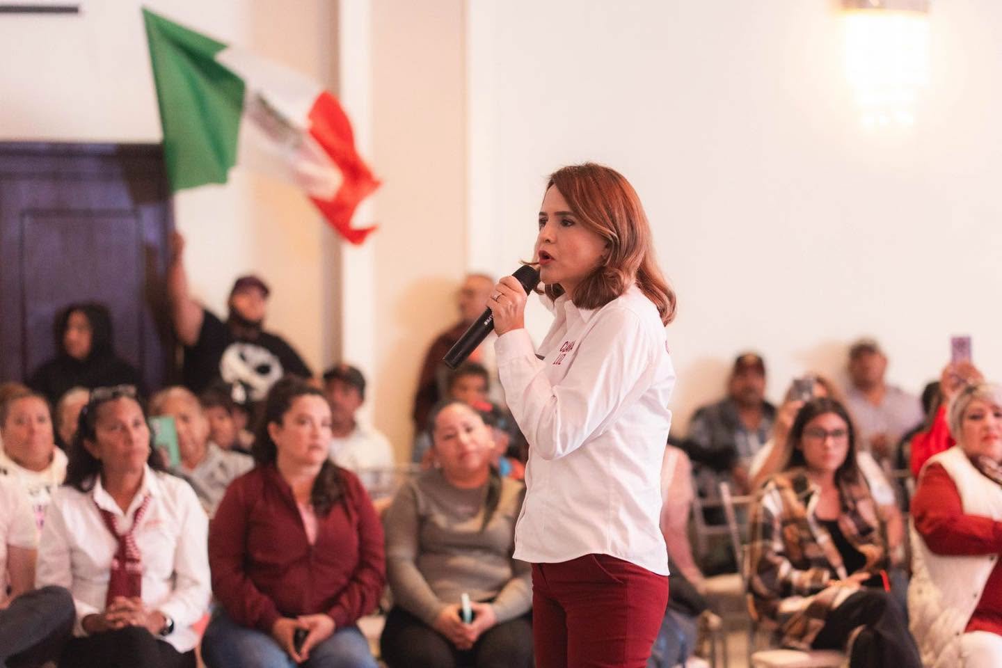 «Trabajo mata grilla», dice Clara Luz a sus detractores y sostiene que está más firme que nunca