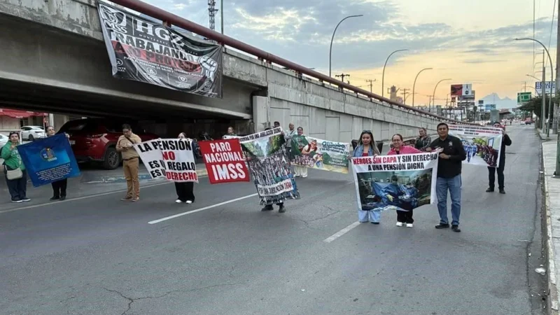 Trabajadores del IMSS NL acusan a su dirigente sindical de hostigamiento laboral