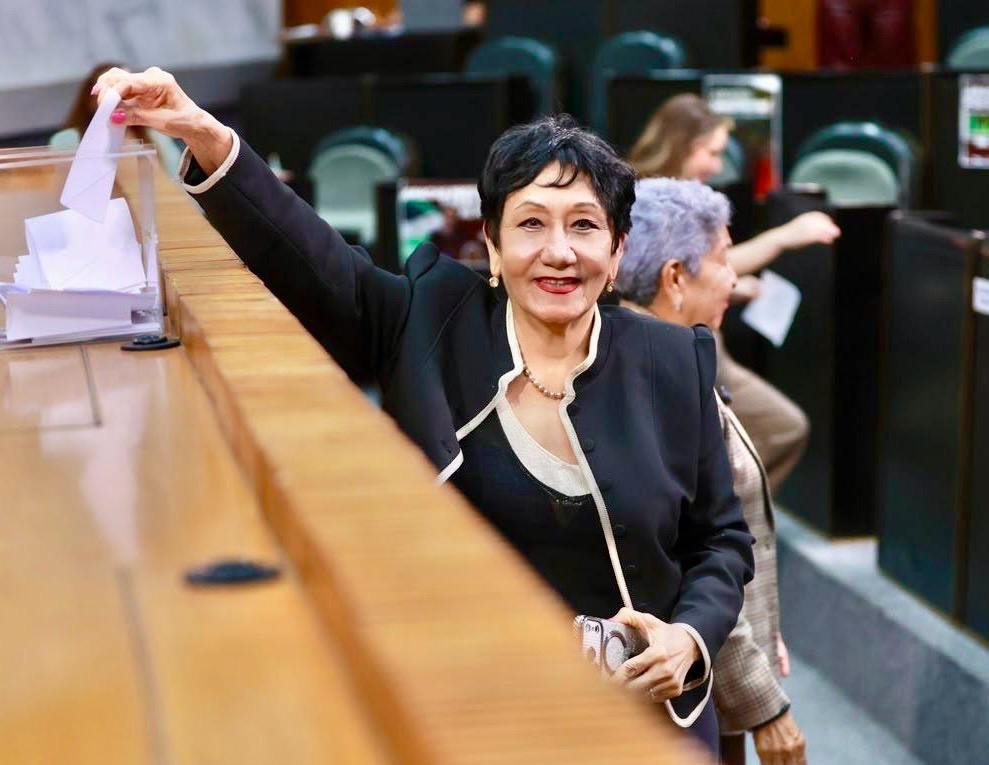 Vota Diputada Lupita por erradicar la brecha salarial de género
