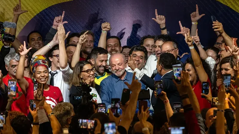 Lula gana las elecciones en Brasil por cuarta ocasión