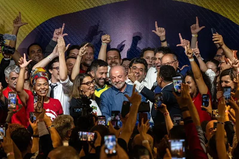 Lula gana las elecciones en Brasil por cuarta ocasión